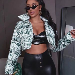 Dollar print open front crop puffer jacket